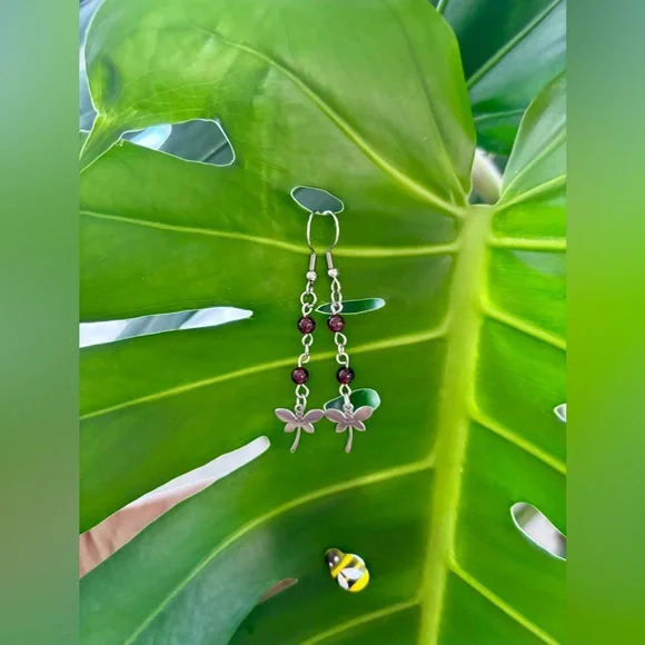 Garnet Earrings - Picture 3 of 3